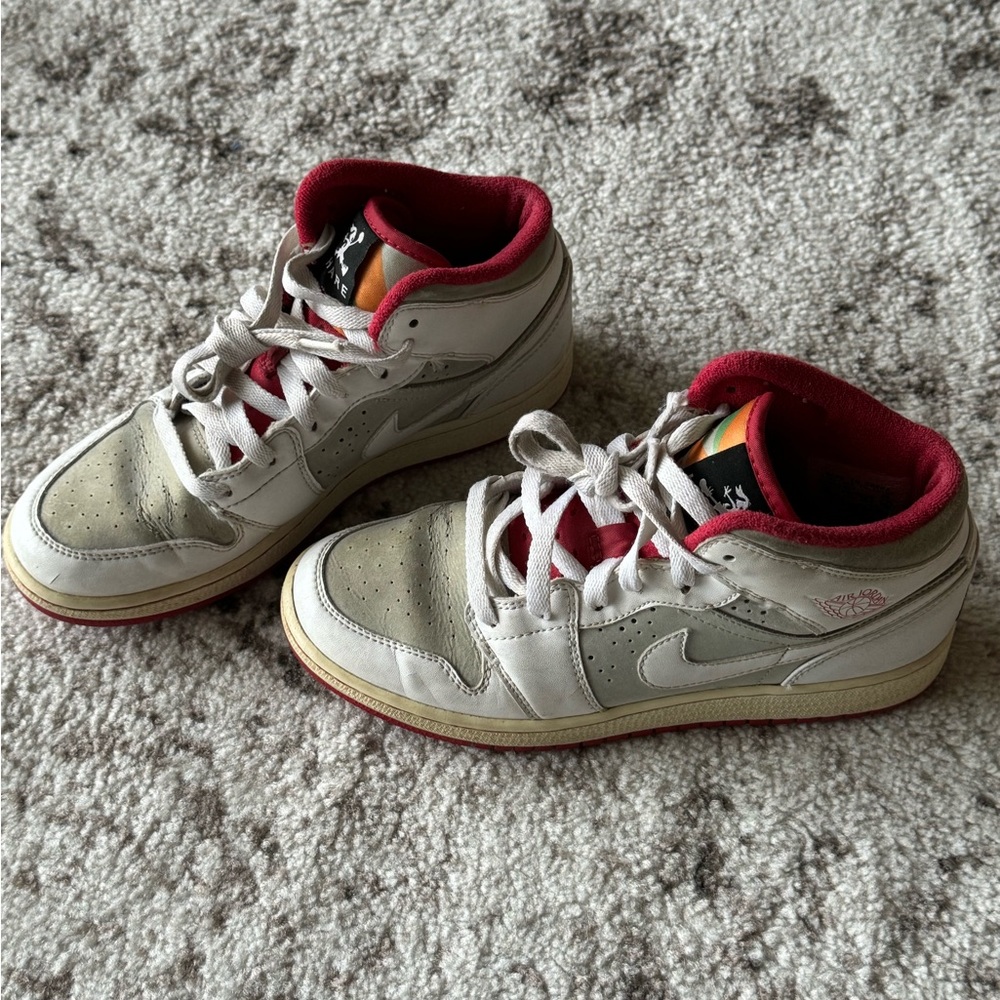 retro hare Jordan’s
